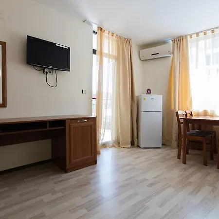 ❤2bedroom Aprtmnt W Kitchen,pool View,washer❤ae❤ Apartamento Sunny Beach